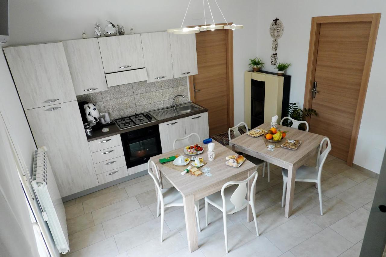 Gli Zii Di Sicilia Bed & Breakfast Racalmuto ภายนอก รูปภาพ